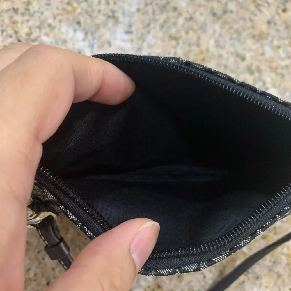 Authentic Coach Signature Wristlet Purse, Black - Picture 2 of 3